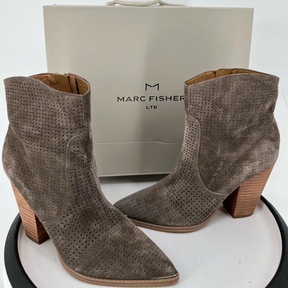 Marc Fisher Shoes - MARC FISHER GRAY SUEDE IDAIRE BOOTS WITH BOX, ANKLE BOOTS WITH INSIDE ZIPPER
